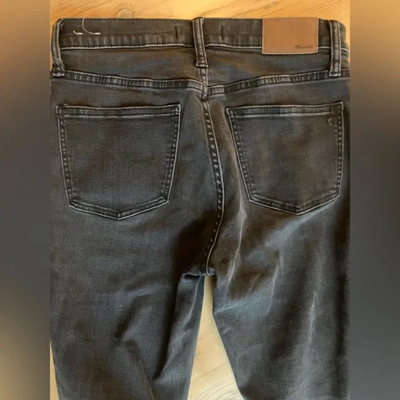 Madewell 9" Highrise Black Distressed Skinny Jeans 27 - Picture 7 of 16